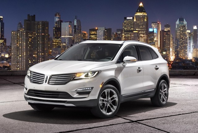 2015 Lincoln MKC.jpg